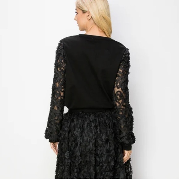 💕 Joh Apparel Raquel Top with Lace Flower Swirls Black Cotton Size S - Picture 3 of 10